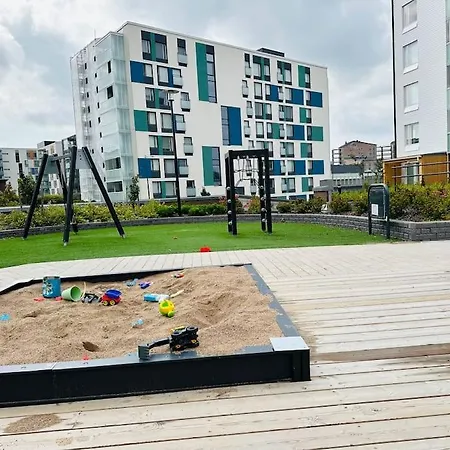 Daire Aurora Niittykumpu - New 1bedroom -apartment With Balcony, Close To Metro, Aalto University, Metro Areena And Helsinki *