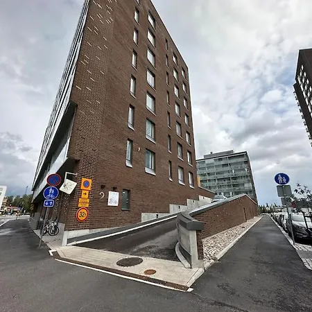 Aurora Niittykumpu - New 1bedroom -apartment With Balcony, Close To Metro, Aalto University, Metro Areena And Helsinki Daire