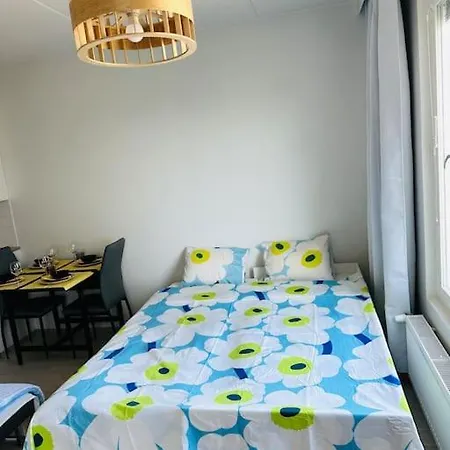 Daire Aurora Niittykumpu - New 1bedroom -apartment With Balcony, Close To Metro, Aalto University, Metro Areena And Helsinki Espoo