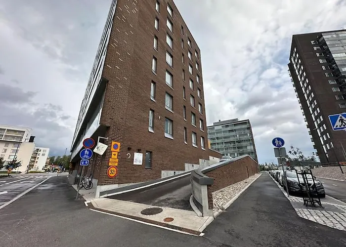 Aurora Niittykumpu - New 1bedroom -apartment With Balcony, Close To Metro, Aalto University, Metro Areena And Helsinki Appartement