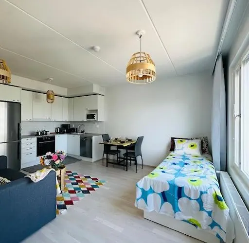 Aurora Niittykumpu - New 1bedroom -apartment With Balcony, Close To Metro, Aalto University, Metro Areena And Helsinki Appartement *