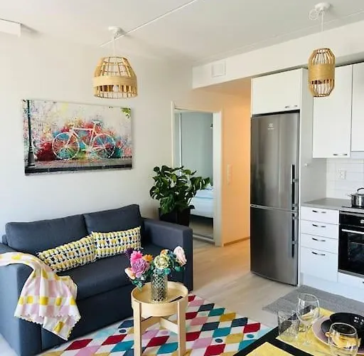 Aurora Niittykumpu - New 1bedroom -apartment With Balcony, Close To Metro, Aalto University, Metro Areena And Helsinki Appartement *