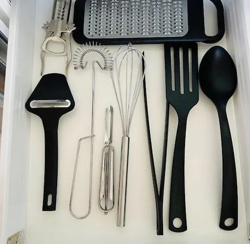 Aurora Niittykumpu - New 1bedroom -apartment With Balcony, Close To Metro, Aalto University, Metro Areena And Helsinki